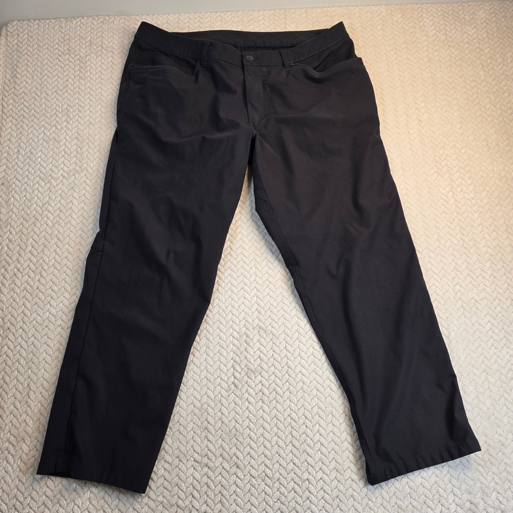 Lululemon ABC Pant Slim Warpstreme Black Mens Size 38x28 Inseam Technical Chino